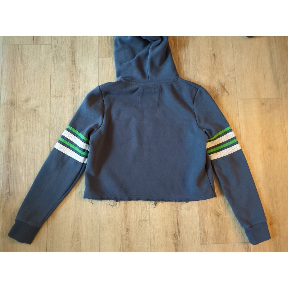 Colosseum Notre Dame Fighting Irish Blue Retro Script Cropped Hoodie Small - Picture 7 of 8